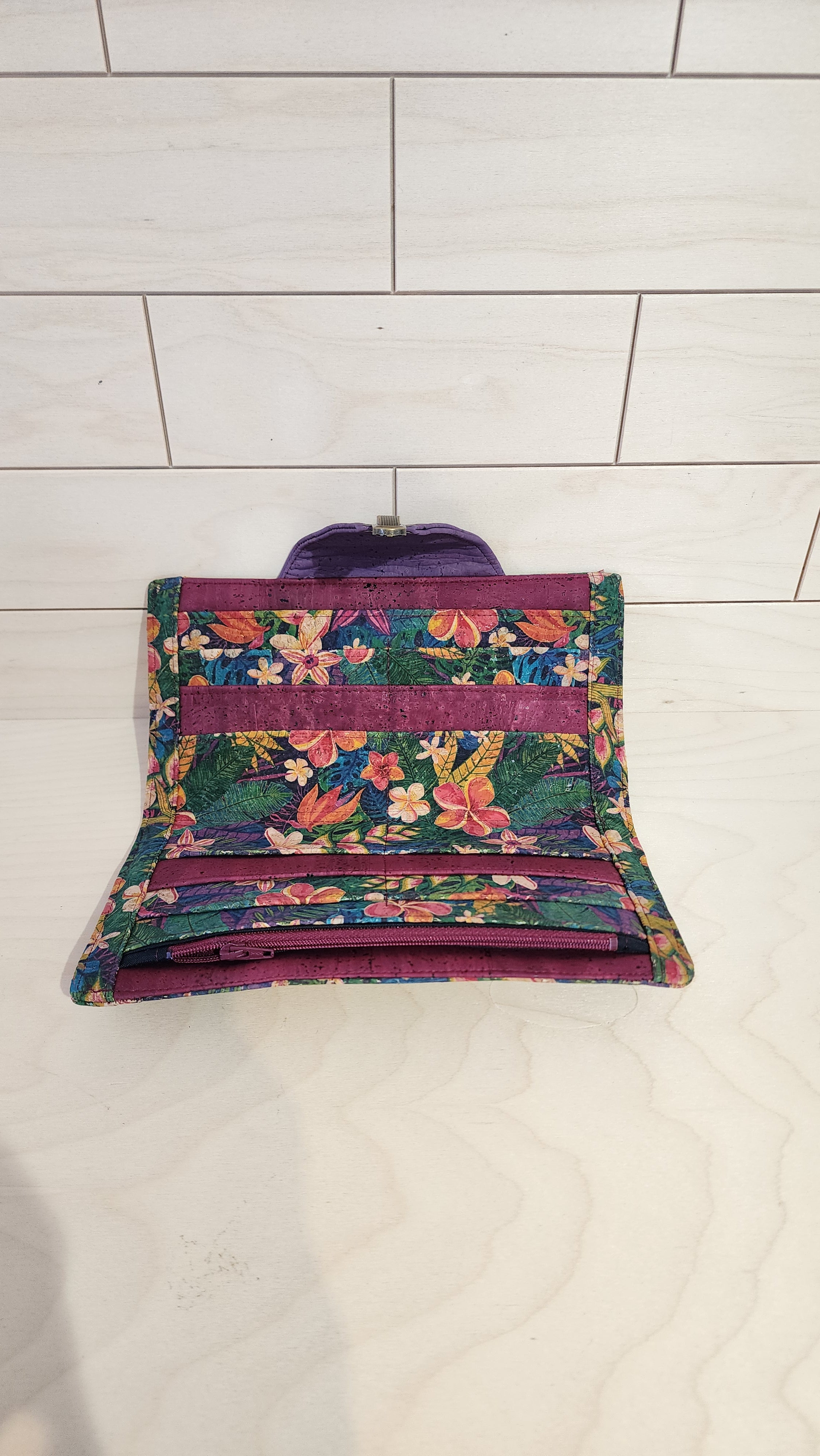 Portefeuille Okaassan en liège fait main au Québec