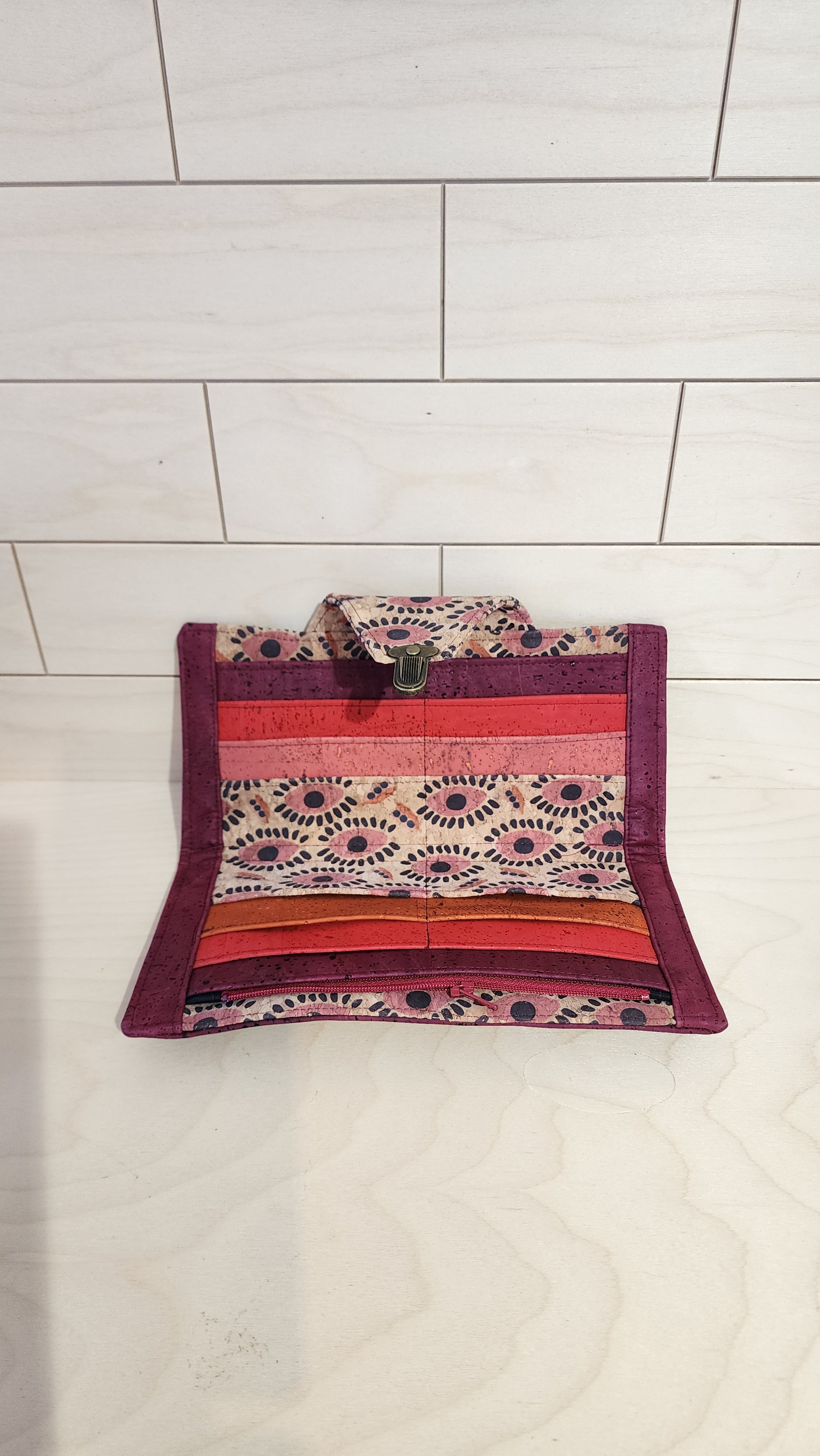 Portefeuille Okaassan en liège fait main au Québec