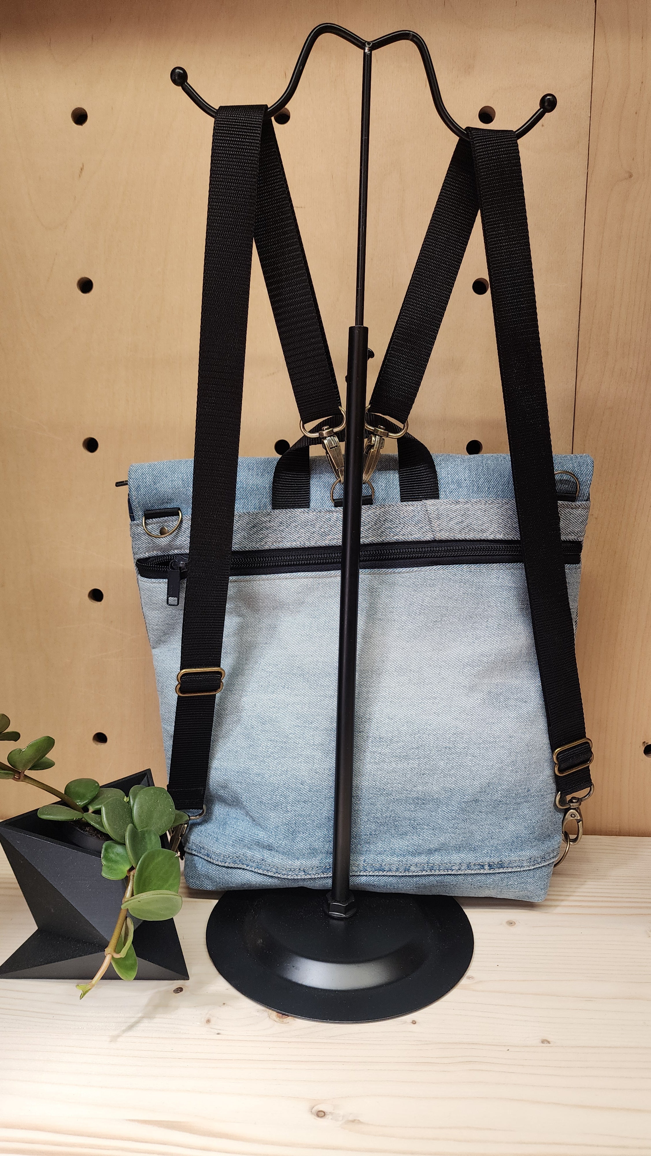 Sac Rubie – sac à dos en liège chic et coloré, fait main au Québec