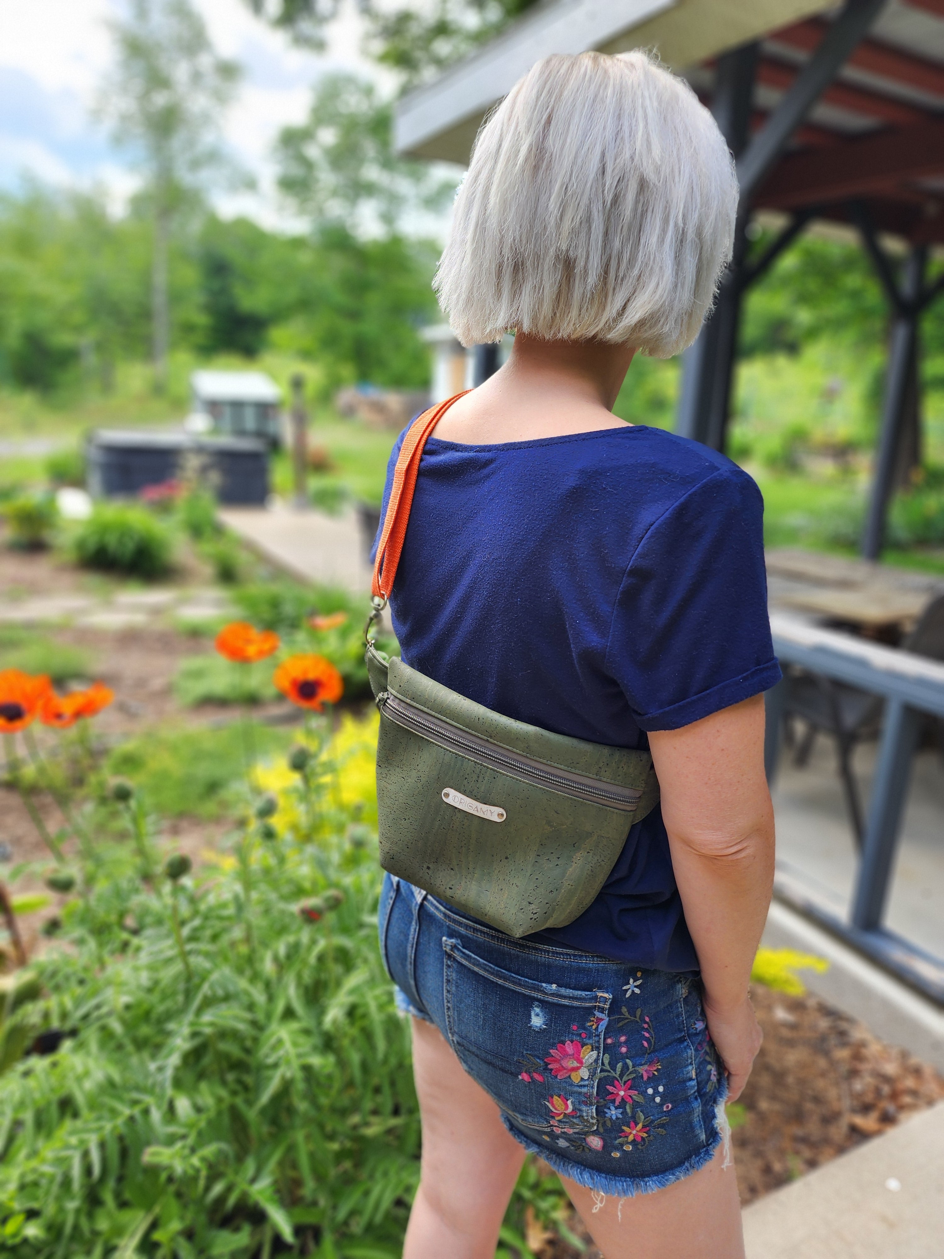 Sac banane Billie en liège kaki