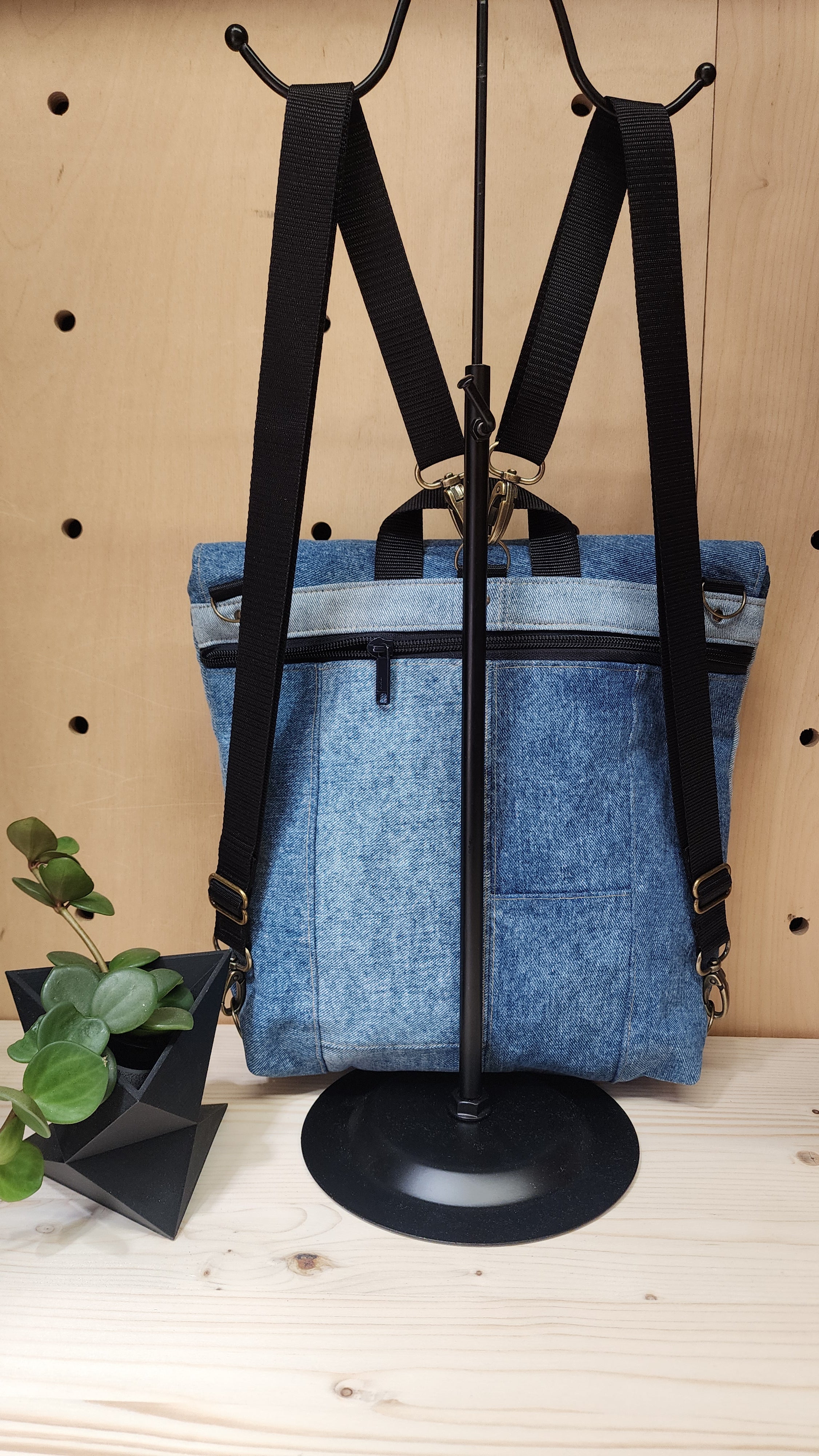 Sac Rubie – sac à dos en liège chic et coloré, fait main au Québec