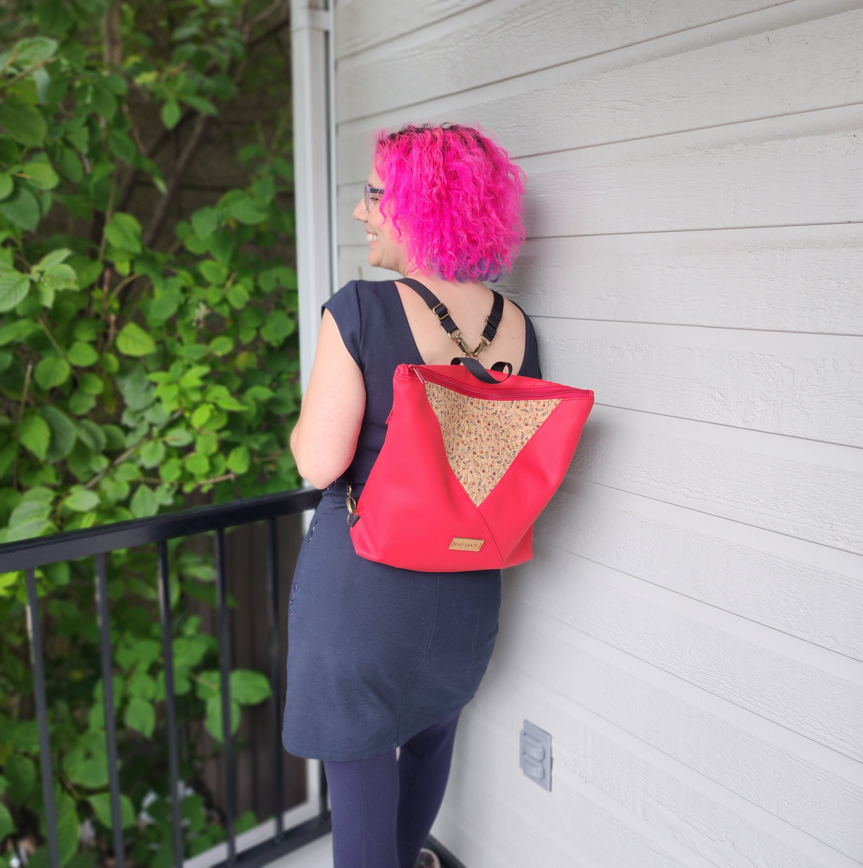 Cork red Romane bag with mini flowers
