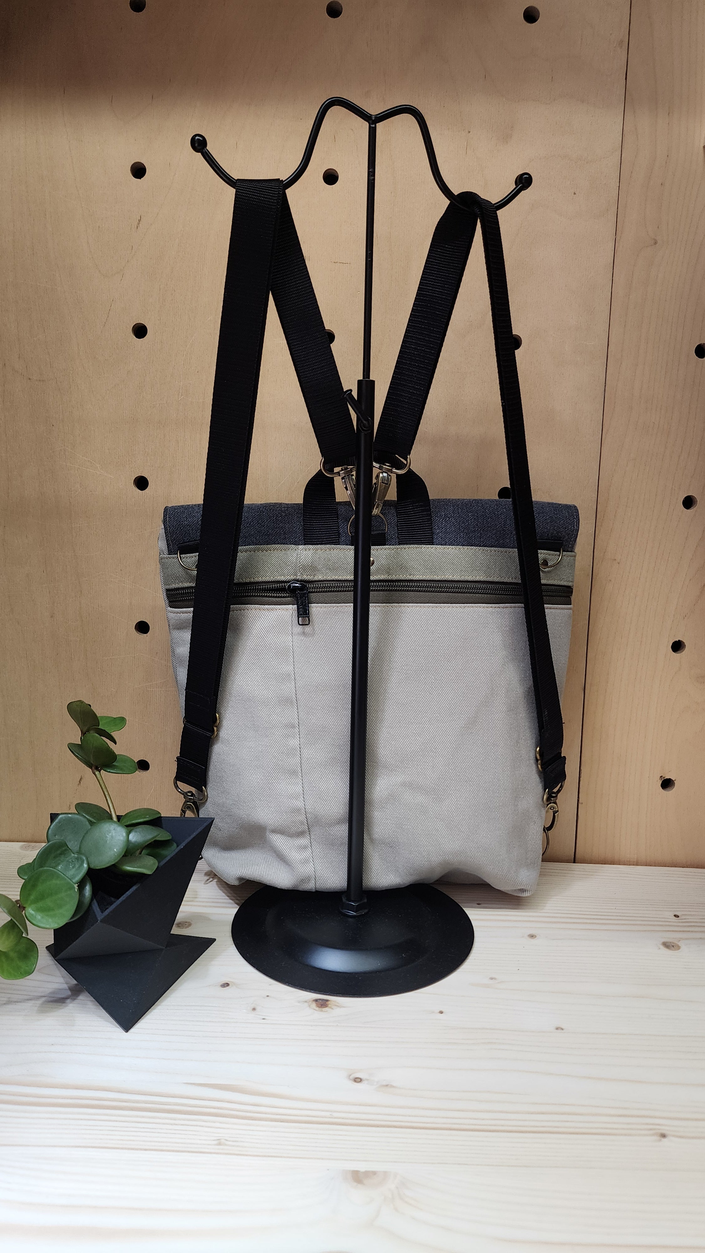 Sac Rubie – sac à dos en liège chic et coloré, fait main au Québec