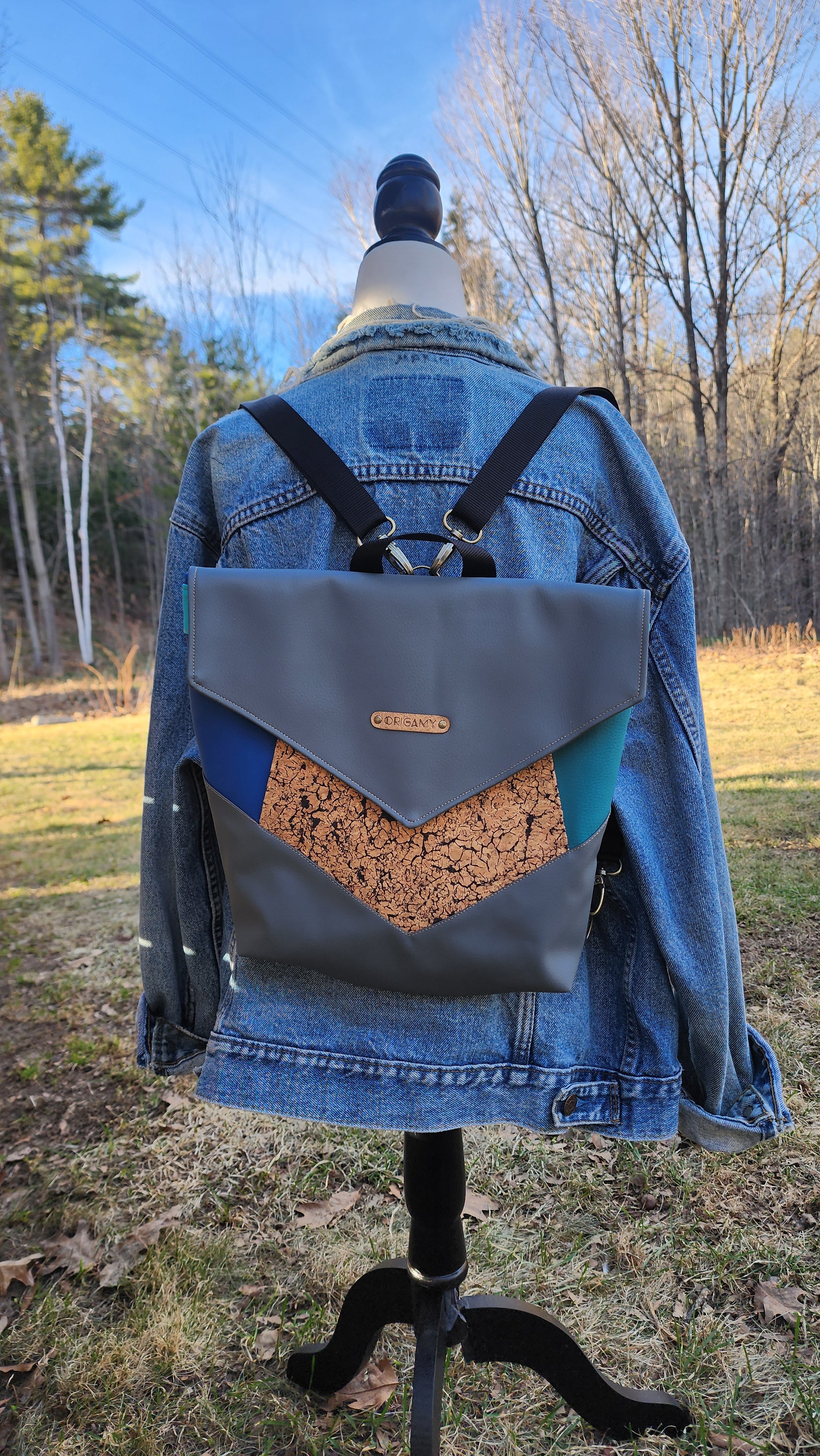 Sac Rubie – sac à dos en liège chic et coloré, fait main au Québec
