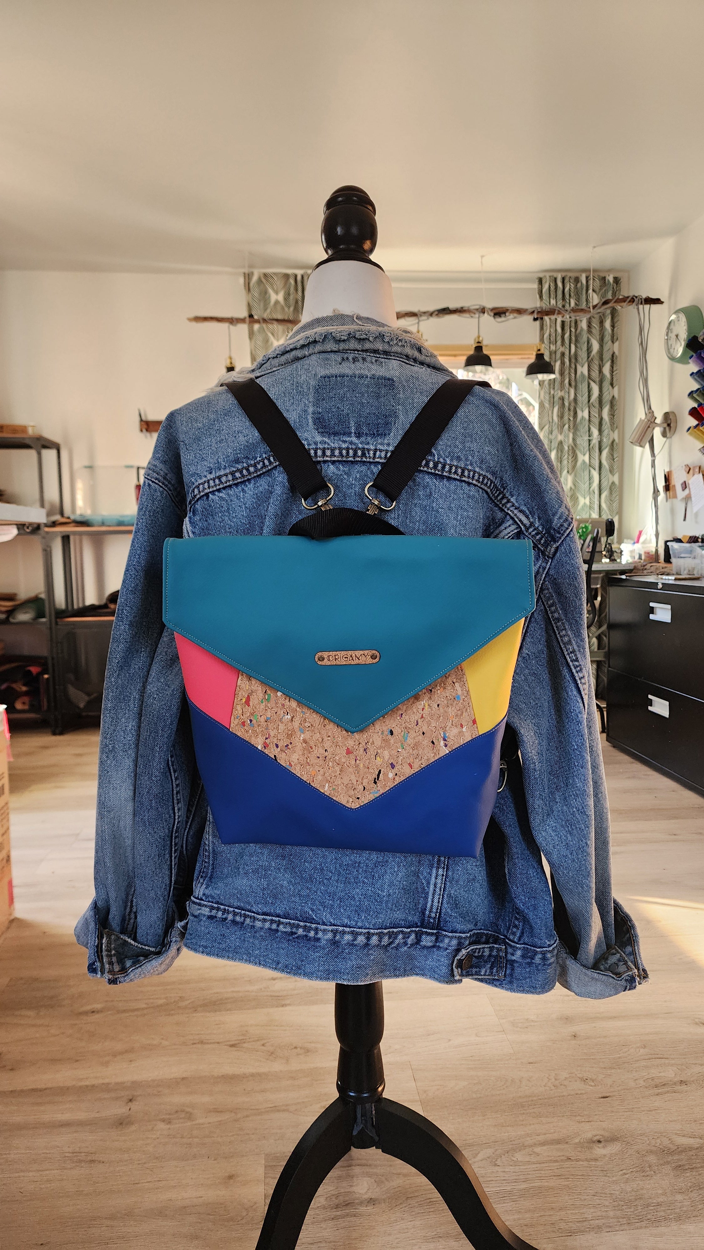 Sac Rubie – sac à dos en liège chic et coloré, fait main au Québec